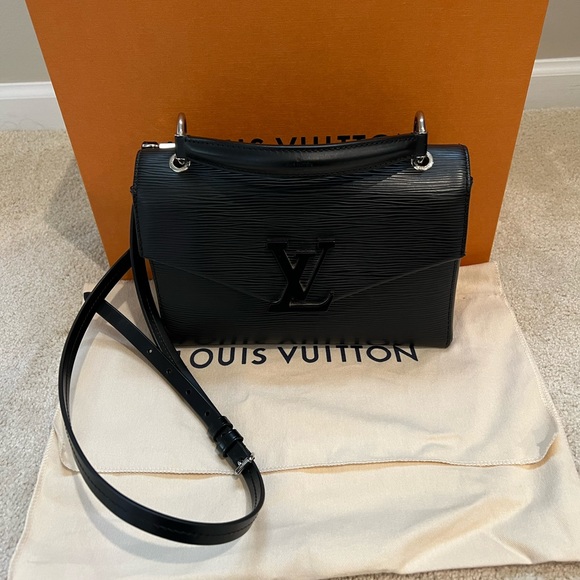 LOUIS VUITTON Epi Pochette Grenelle Black - Picture 6 of 8